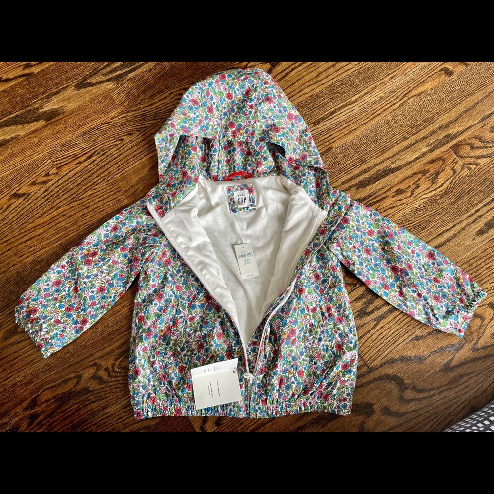 NEW Girls clothes - 4T - Picture 8 of 10